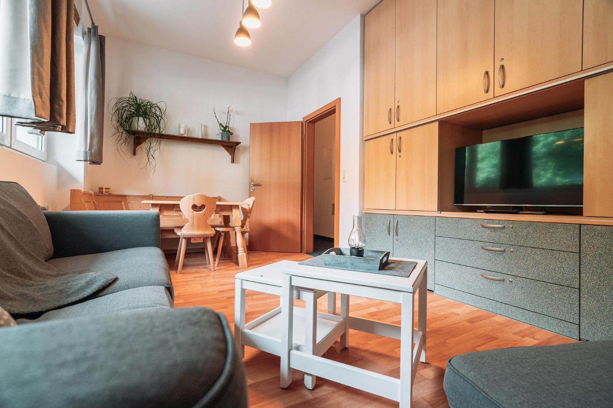 Hahnenkamm Hostel Reutte Zimmer foto